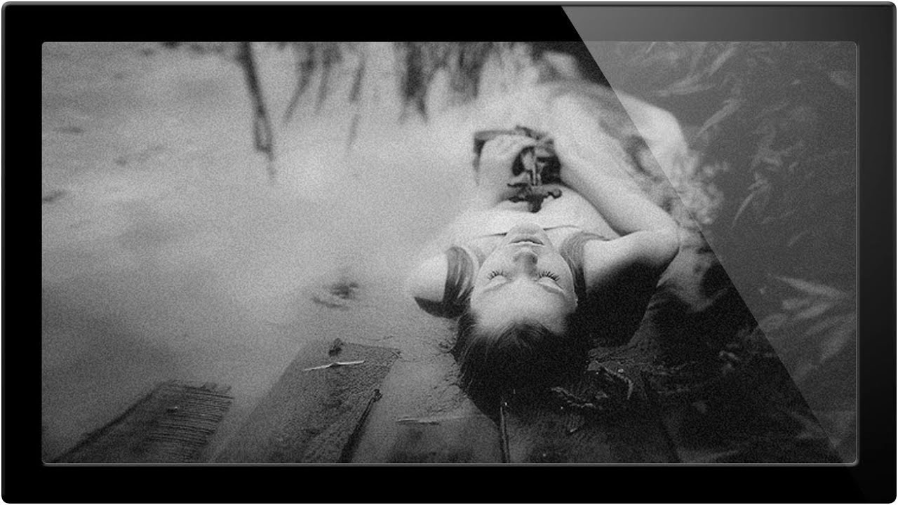 Black & White in Photoshop: Why Desaturate Is the Lazy Option (And What to Do Instead)