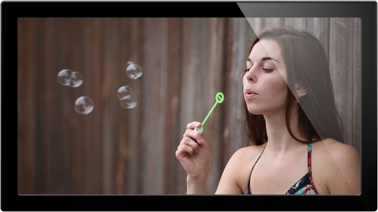 Frozen in Time: How to Make a Cinemagraph in Photoshop (Without Losing Your Mind)