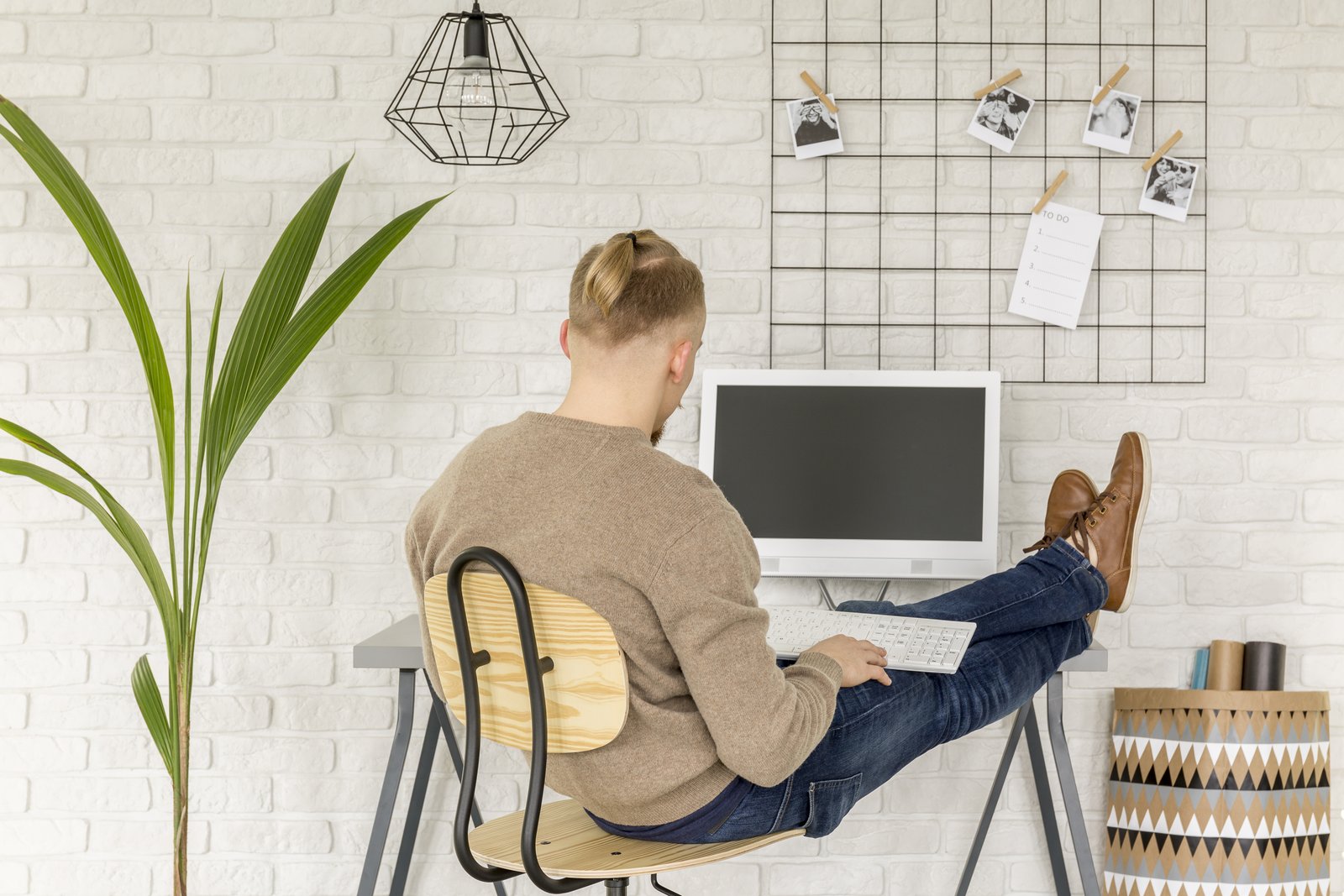 Stop Telling Beginners They Need Photoshop (They Really Don't)