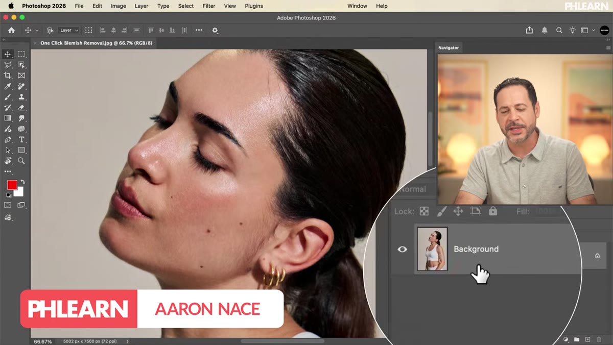 Background layer being converted to Smart Object in Layers panel