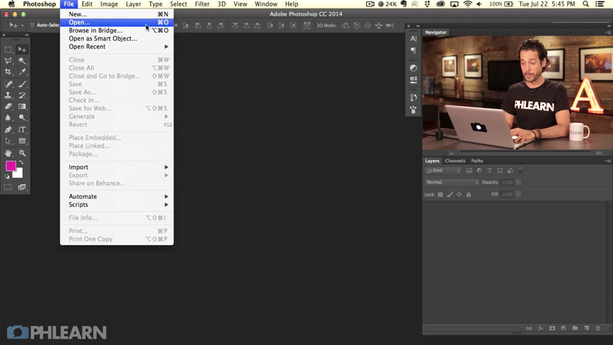 Photoshop File menu open showing keyboard shortcut labels