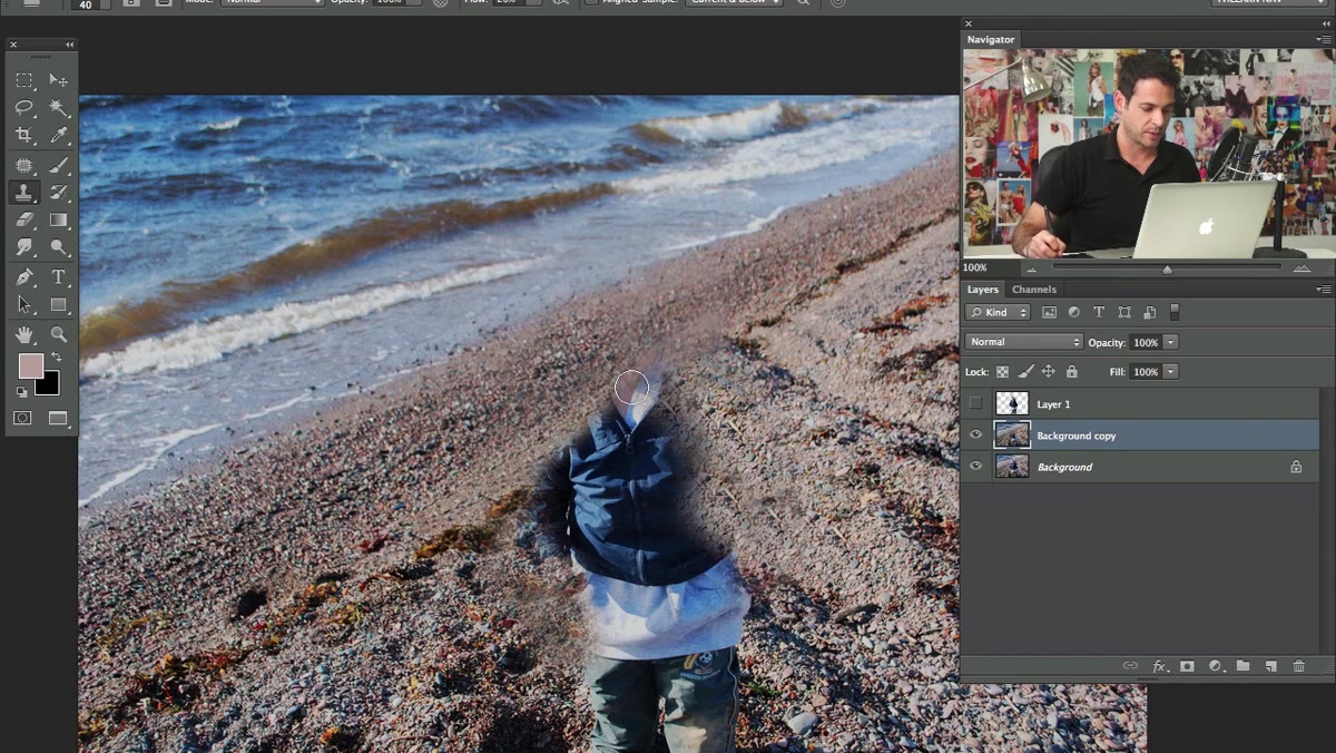Zoomed-in view showing subject edges against blurred background