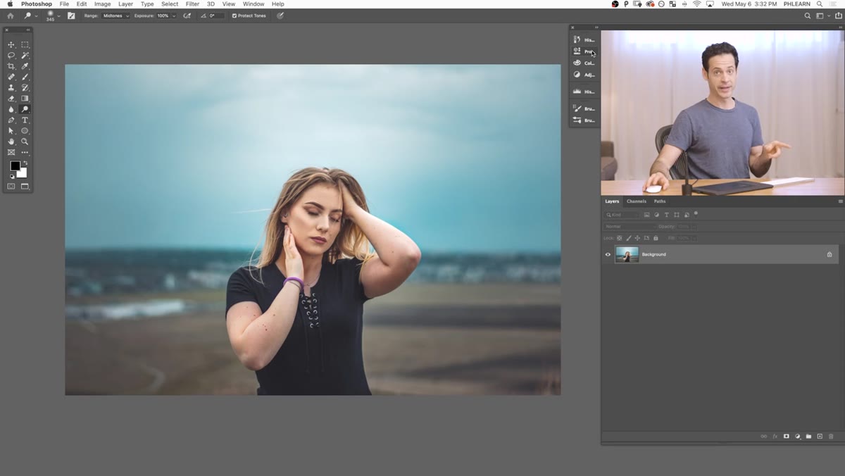 Adding a new gradient map adjustment layer in Photoshop