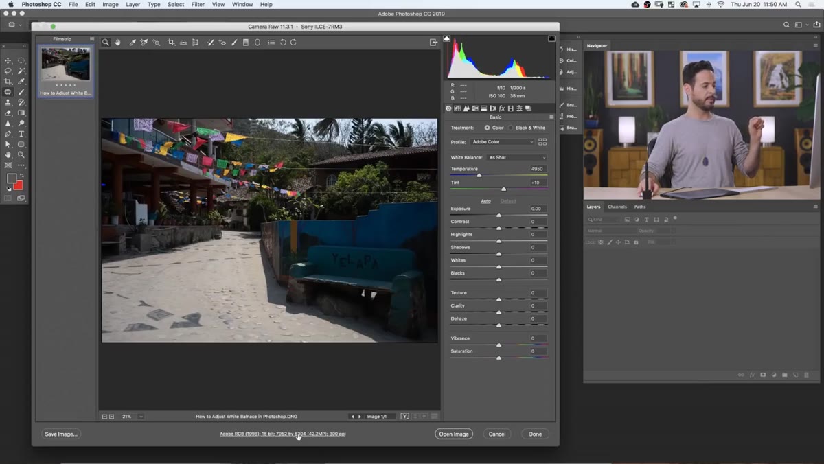 Open As Smart Object checkbox in Camera Raw dialog bottom bar