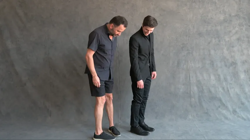 How to Pose Men